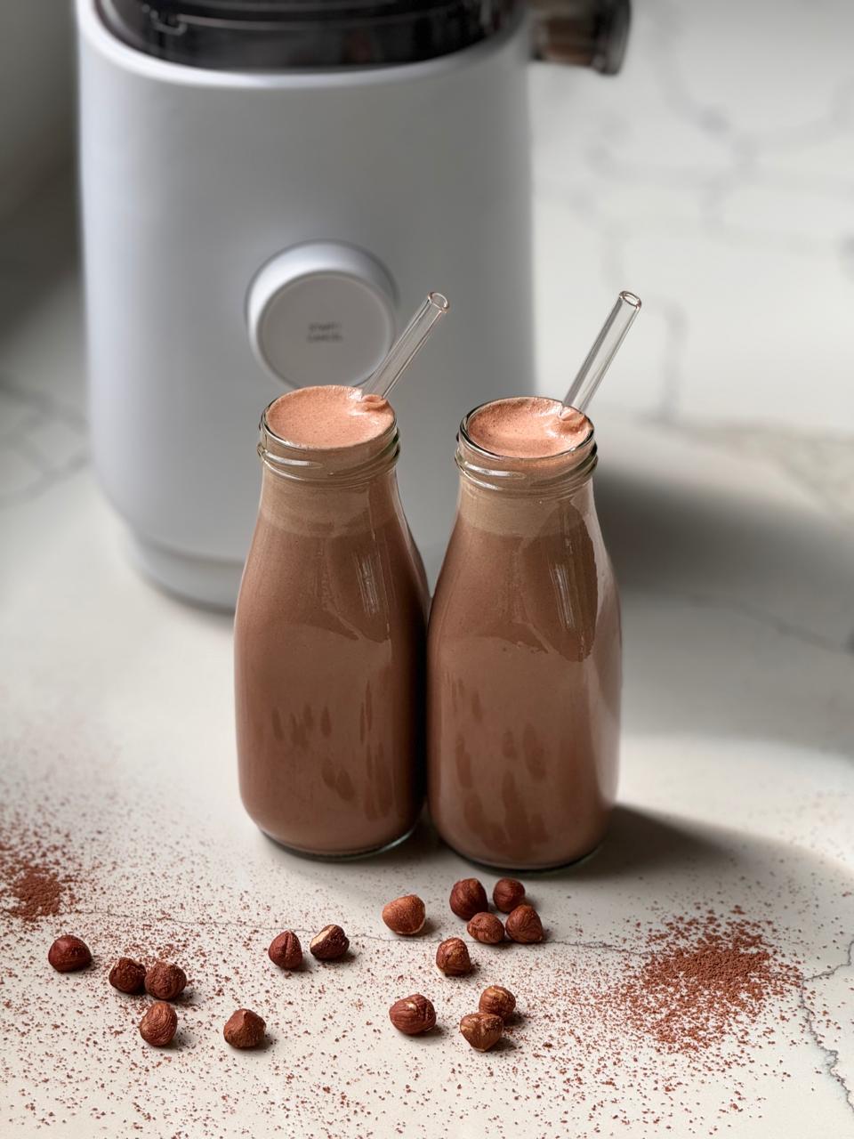 Chocolate hazelnut milk