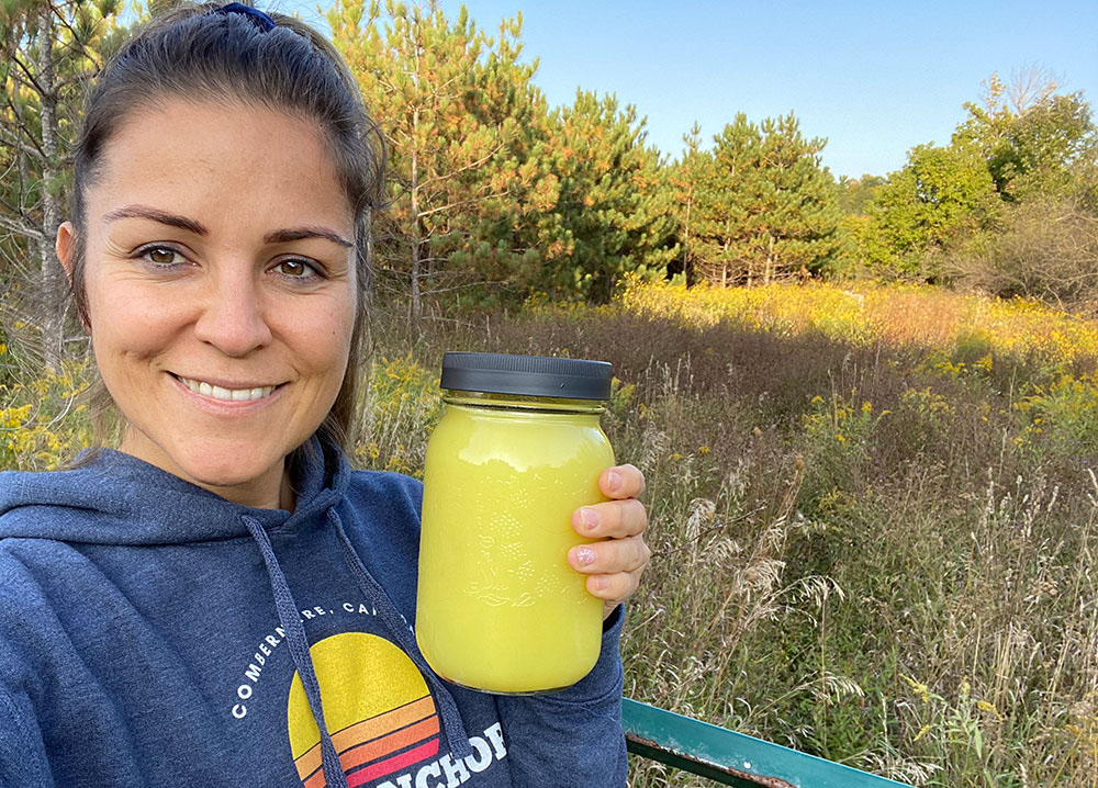 Freshly squeezed pineapple juice